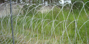 Спиральные барьеры безопасности (СББ) в Ханты-Мансийске